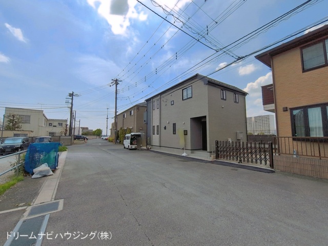 千葉県市川市下新宿の新築戸建て完成写真 2026年4月13日撮影