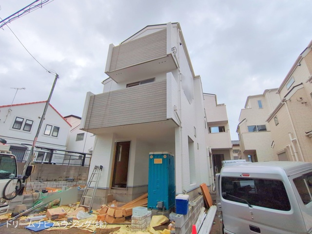 千葉県市川市新井1丁目の新築戸建て外構写真 2025年9月11日撮影