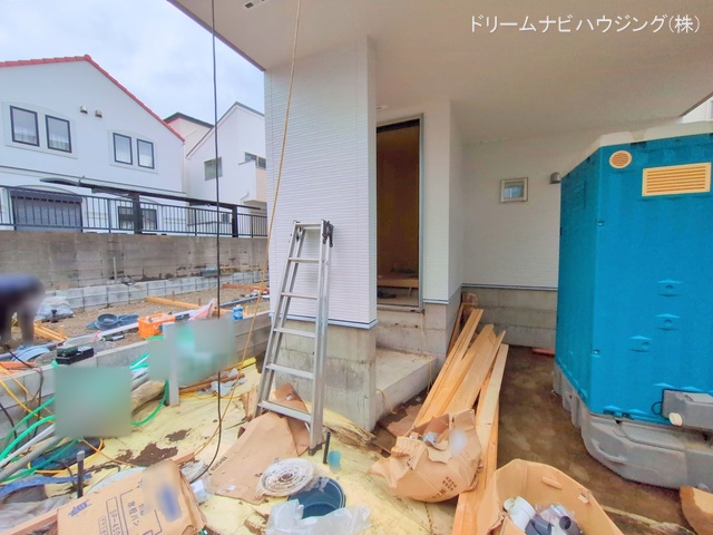 千葉県市川市新井1丁目の新築戸建て外構写真 2025年9月11日撮影