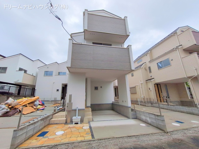 千葉県市川市新井1丁目の新築戸建て完成写真 2025年9月30日撮影
