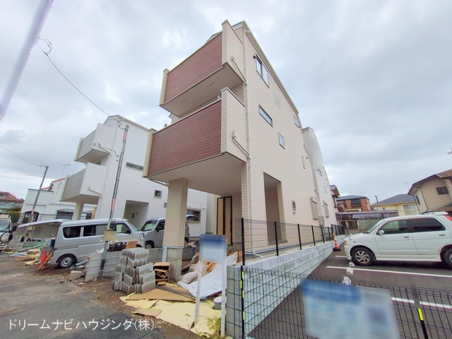千葉県市川市新井1丁目の新築戸建て外構写真 2025年9月11日撮影