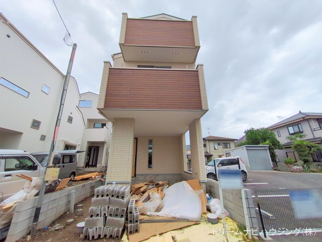 千葉県市川市新井1丁目の新築戸建て外構写真 2025年9月11日撮影