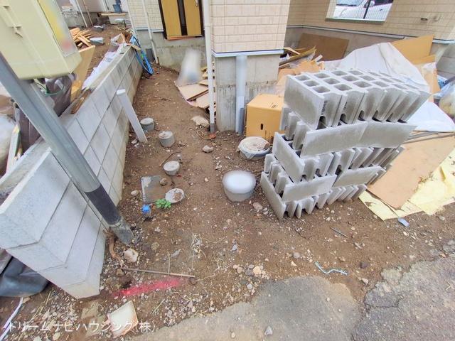 千葉県市川市新井1丁目の新築戸建て外構写真 2025年9月11日撮影