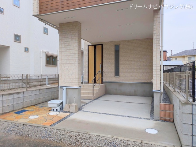 千葉県市川市新井1丁目の新築戸建て完成写真 2025年9月30日撮影