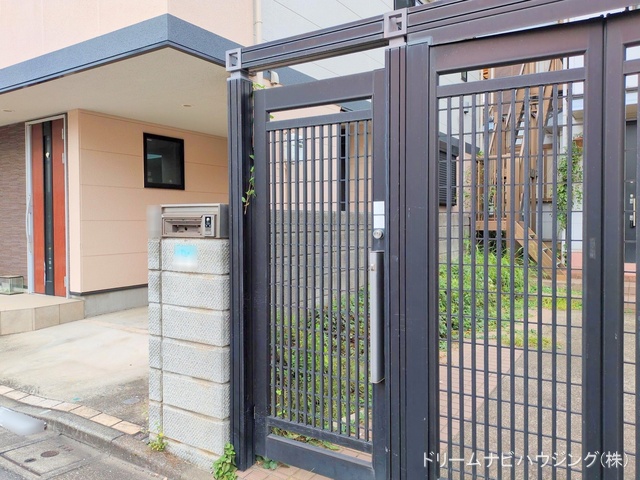 東京都江戸川区篠崎町4丁目の中古戸建て完成写真 2025年10月6日撮影