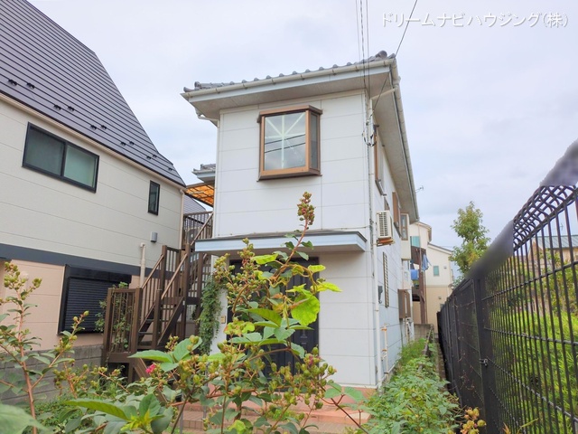 東京都江戸川区篠崎町4丁目の中古戸建て完成写真 2025年10月6日撮影