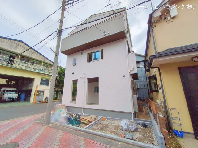 東京都江戸川区中葛西2丁目の新築戸建て外構写真 2025年10月13日撮影