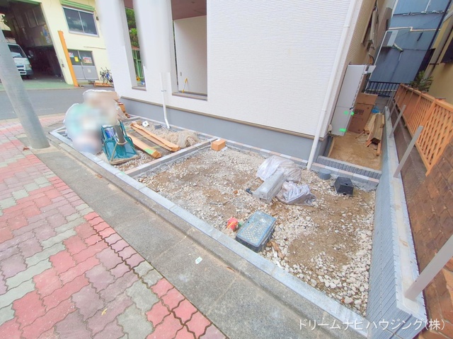 東京都江戸川区中葛西2丁目の新築戸建て外構写真 2025年10月13日撮影