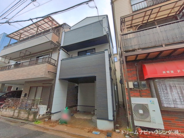 東京都江戸川区下篠崎町の新築戸建て外構写真 2026年4月1日撮影