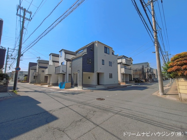 千葉県市川市塩焼3丁目の新築戸建て完成写真 2026年5月17日撮影