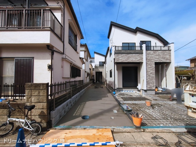 千葉県市川市入船の新築戸建て外構写真 2026年3月3日撮影