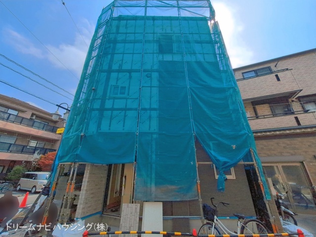 東京都江戸川区平井６丁目の新築戸建てシート写真 2026年3月29日撮影