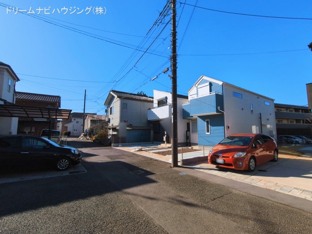 千葉県市川市柏井町１丁目の新築戸建て完成写真 2026年3月4日撮影