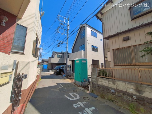 千葉県市川市香取１丁目の新築戸建て外構写真 2026年5月11日撮影