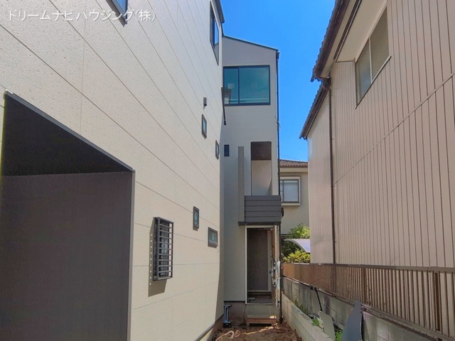 千葉県市川市香取１丁目の新築戸建て外構写真 2026年5月11日撮影