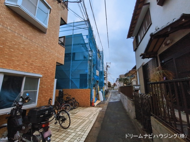 千葉県市川市本行徳の新築戸建て上棟写真 2026年3月9日撮影