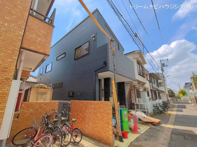 千葉県市川市本行徳の新築戸建て外構写真 2026年4月13日撮影