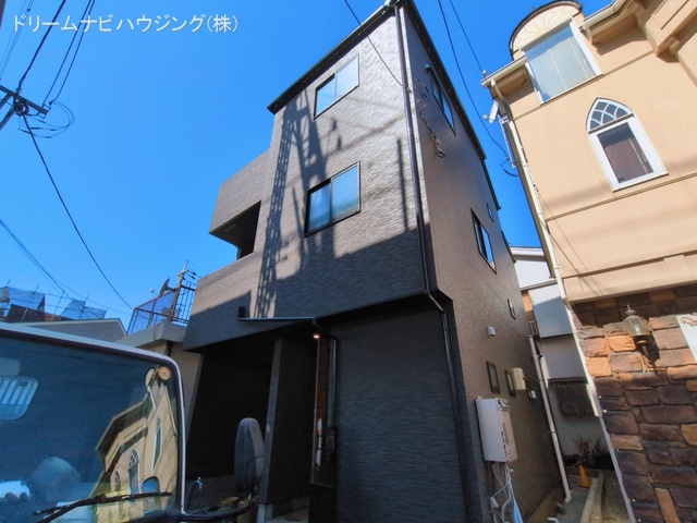 東京都江戸川区東葛西4丁目の新築戸建て外構写真 2026年3月4日撮影