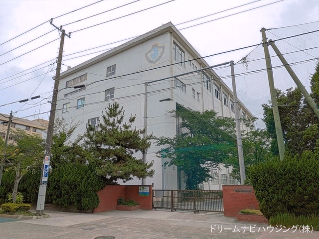 市川市立第七中学校
