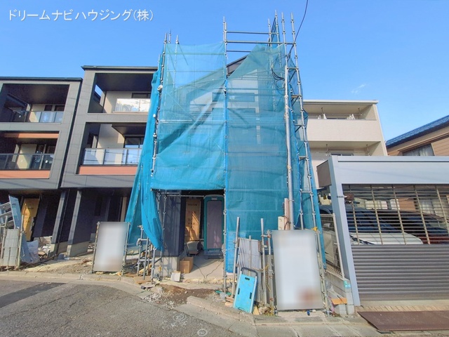 東京都江戸川区上篠崎２丁目の新築戸建てシート写真 2026年2月8日撮影