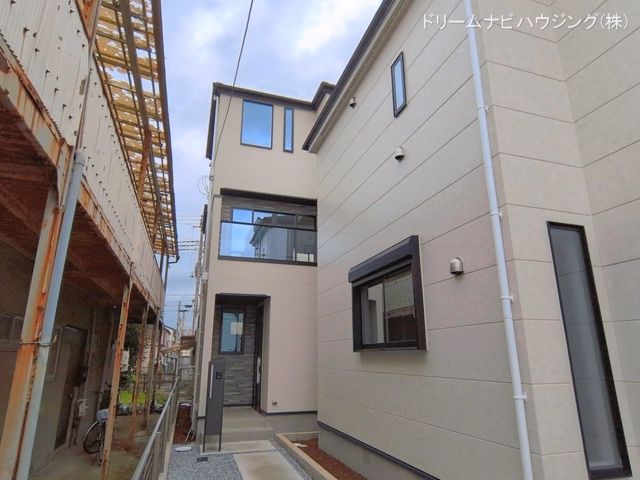 千葉県市川市大洲1丁目の新築戸建て完成写真 2026年6月9日撮影