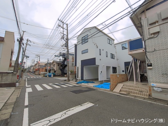 千葉県市川市相之川１丁目の新築戸建て完成写真 2026年3月31日撮影