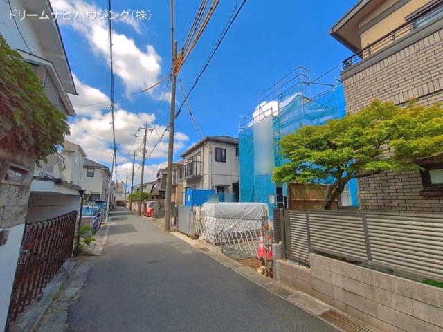 千葉県市川市宮久保２丁目の新築戸建てシート写真 2026年5月24日撮影