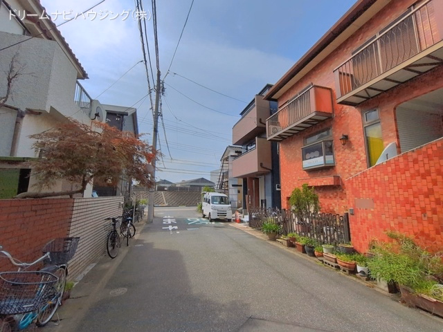 千葉県市川市幸2丁目の新築戸建て外構写真 2026年6月23日撮影