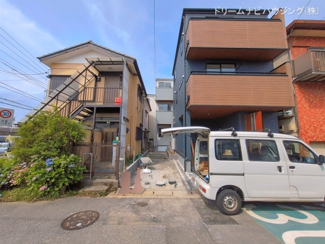 千葉県市川市幸2丁目の新築戸建て外構写真 2026年6月23日撮影