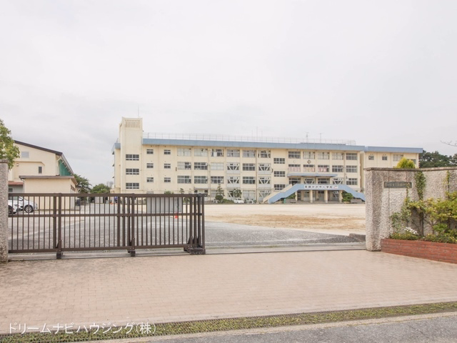 市川市立下貝塚中学校