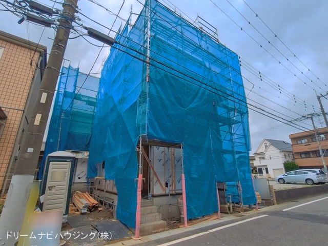 千葉県市川市下新宿の新築戸建てシート写真 2026年7月6日撮影