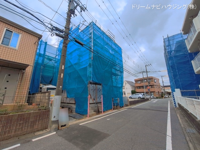 千葉県市川市下新宿の新築戸建てシート写真 2026年7月6日撮影