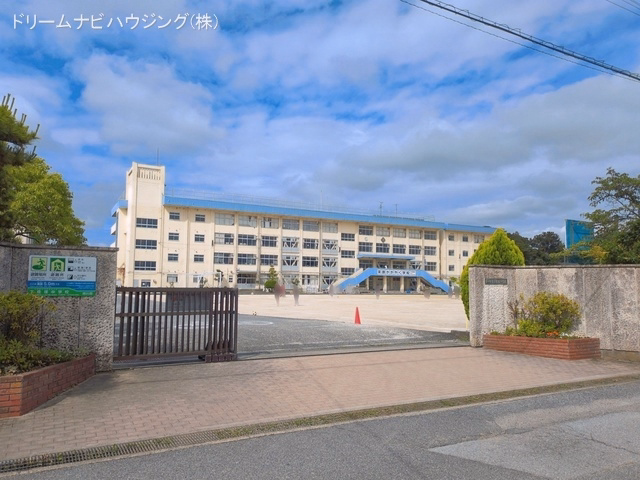 市川市立下貝塚中学校