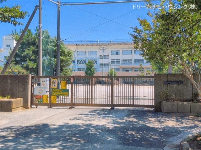 市川市立百合台小学校