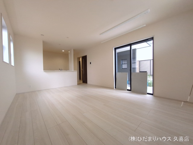 白岡市篠津(戸建)01 リビング