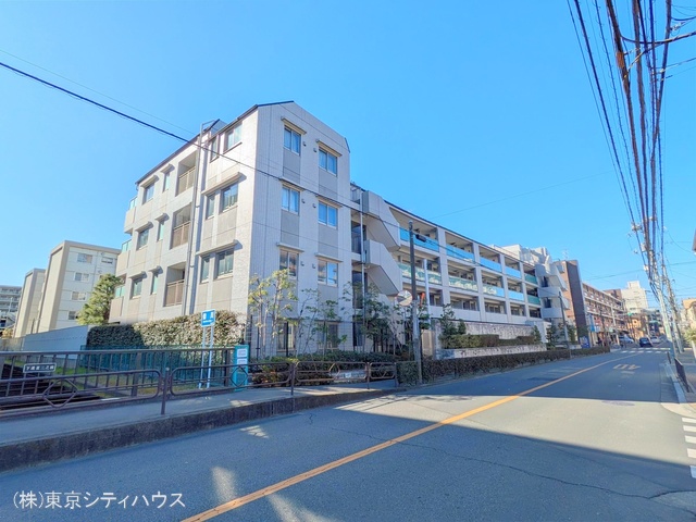 東京都三鷹市下連雀９丁目のマンション『THEパームス三鷹ビバーチェ』外観写真 2025年1月28日撮影