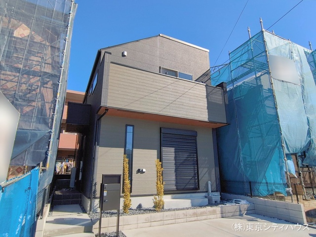 東京都三鷹市北野２丁目の新築戸建て完成写真 2026年2月8日撮影