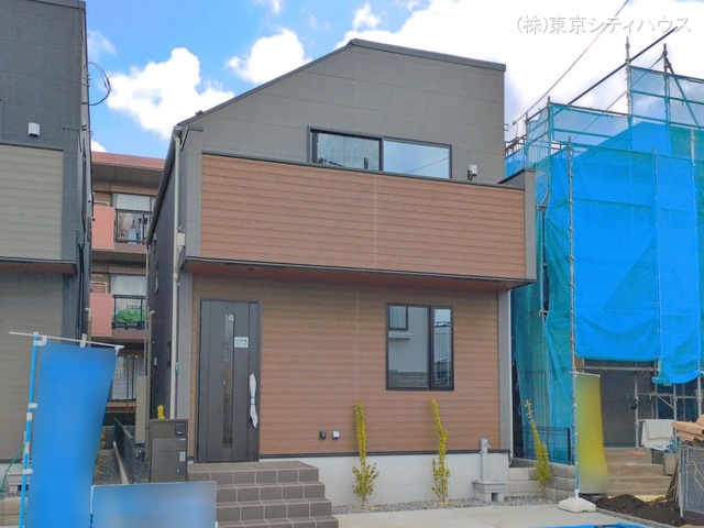 東京都三鷹市北野２丁目の新築戸建て完成写真 2026年3月26日撮影