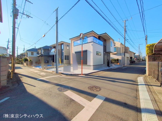 東京都狛江市岩戸南３丁目の新築戸建て完成写真 2025年12月16日撮影