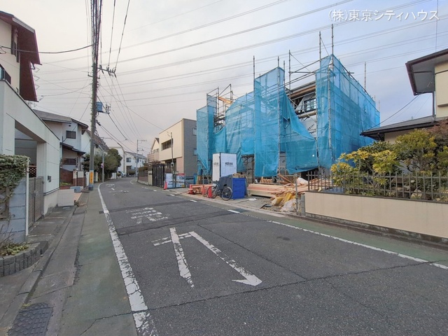 東京都調布市深大寺東町４丁目の新築戸建てシート写真 2026年2月1日撮影