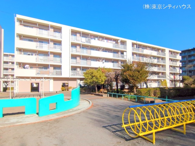 東京都調布市染地３丁目のマンション『多摩川住宅ト-3号棟(国領)』外観写真 2025年1月21日撮影