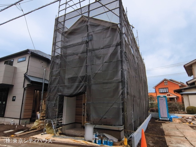 東京都調布市深大寺南町５丁目の新築戸建てシート写真 2026年3月1日撮影