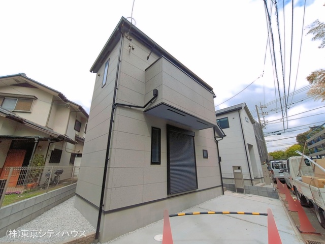 東京都調布市深大寺南町５丁目の新築戸建て外構写真 2026年4月14日撮影