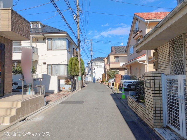 東京都三鷹市北野３丁目の新築戸建て完成写真 2026年1月21日撮影