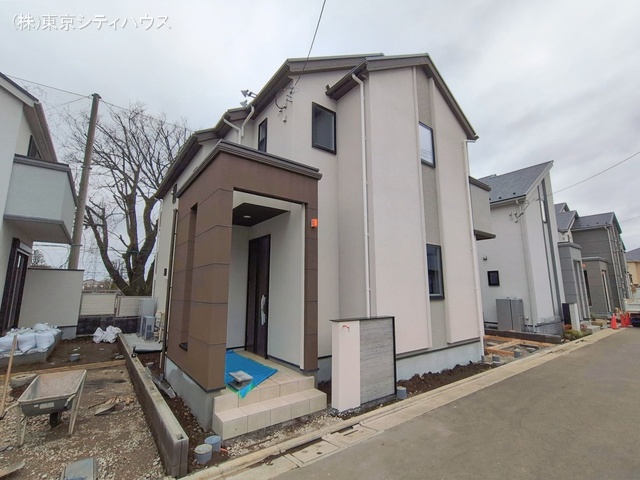 東京都三鷹市野崎３丁目の新築戸建て外構写真 2026年2月25日撮影