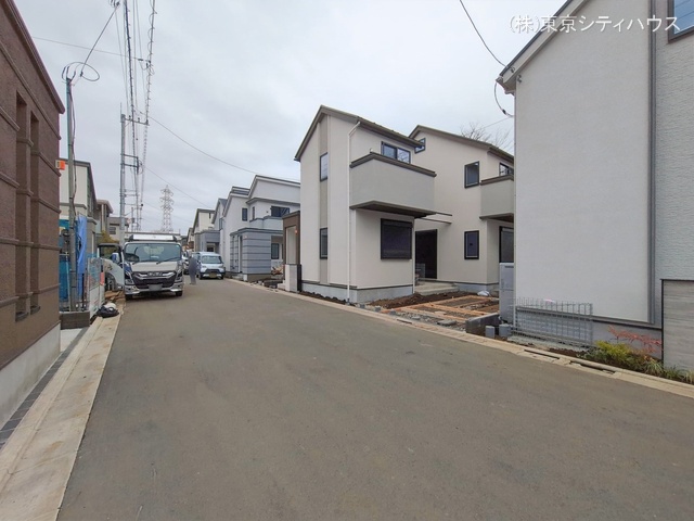 東京都三鷹市野崎３丁目の新築戸建て外構写真 2026年2月25日撮影