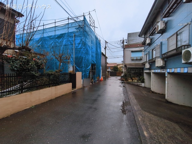 東京都調布市柴崎１丁目の新築戸建てシート写真 2026年3月2日撮影