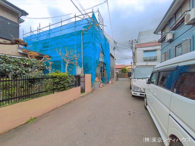 東京都調布市柴崎１丁目の新築戸建てシート写真 2026年3月30日撮影