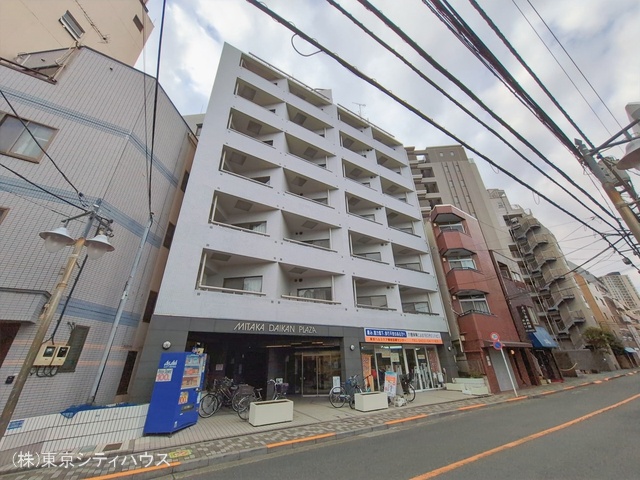 東京都三鷹市下連雀３丁目のマンション『三鷹ダイカンプラザ』外観写真 2026年2月16日撮影