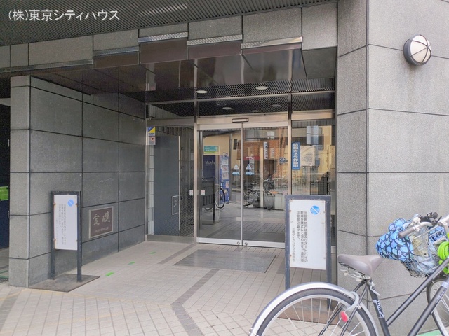 東京都三鷹市下連雀３丁目のマンション『三鷹ダイカンプラザ』外観写真 2026年2月16日撮影